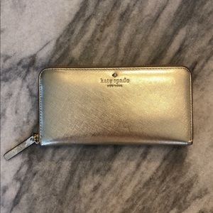 Kate Spade Zip Wallet